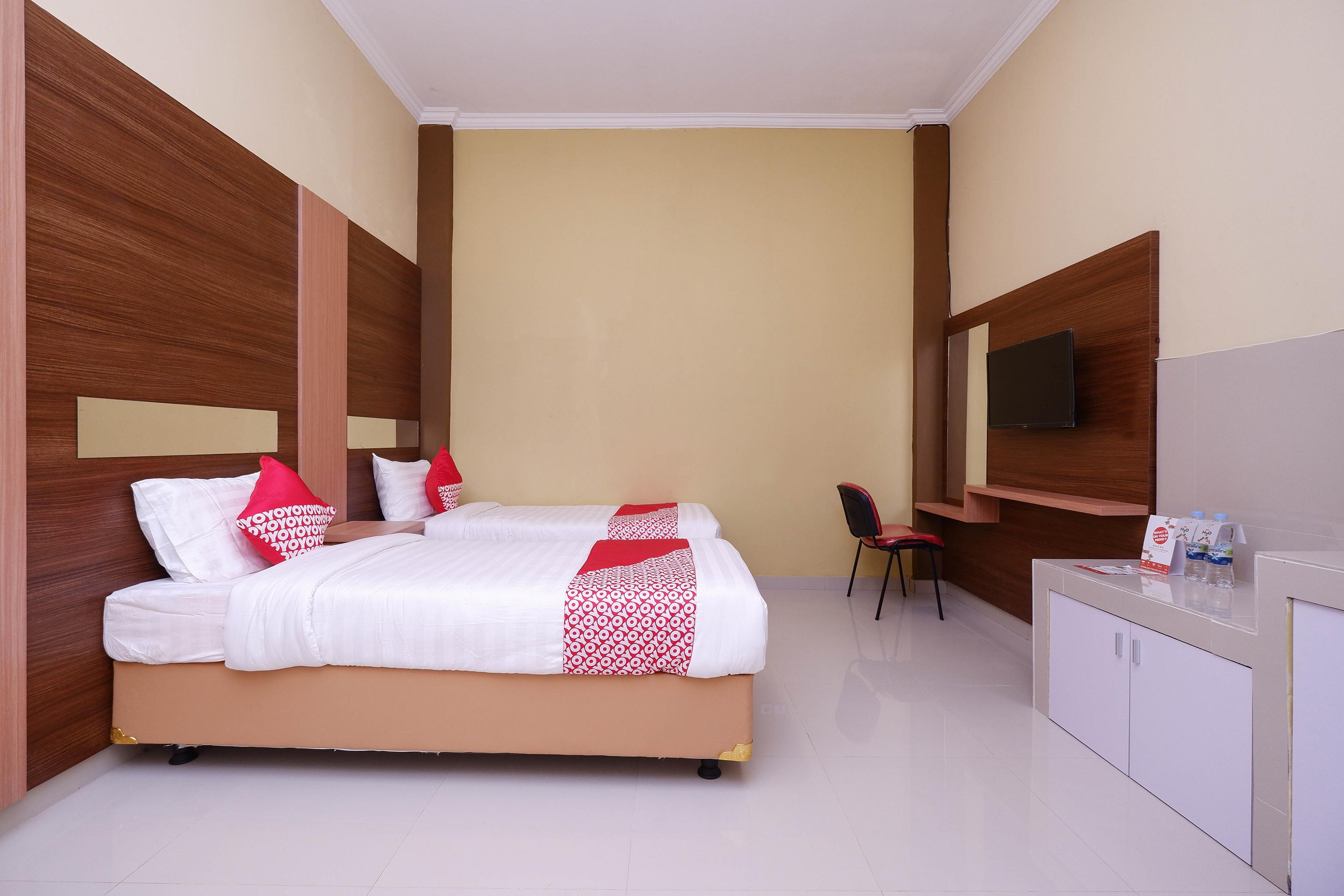 OYO 1506 Shabrina 2 Syariah Hotel Surakarta  Bagian luar foto