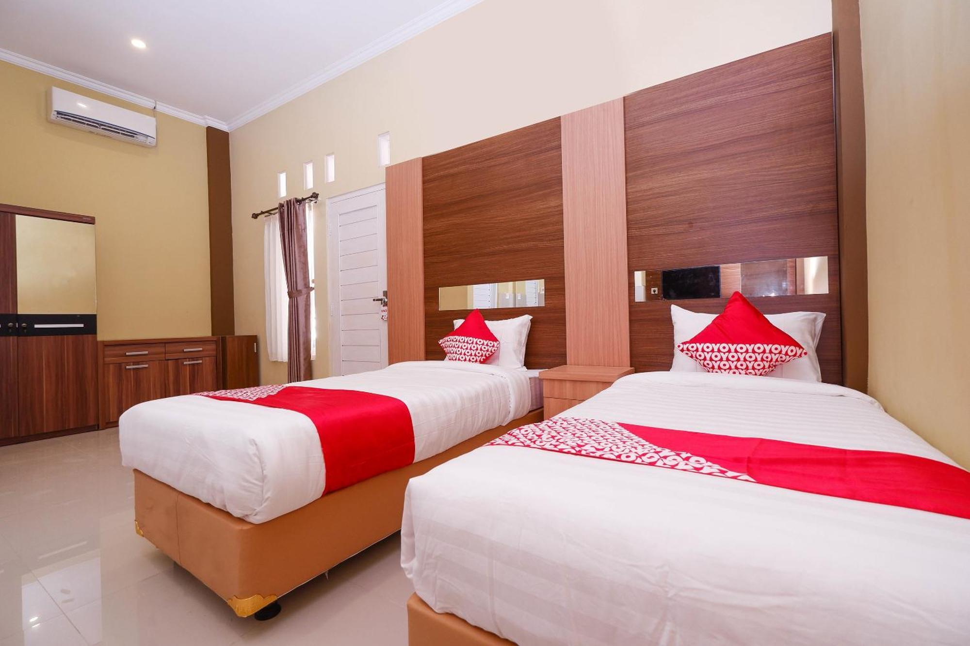 OYO 1506 Shabrina 2 Syariah Hotel Surakarta  Bagian luar foto